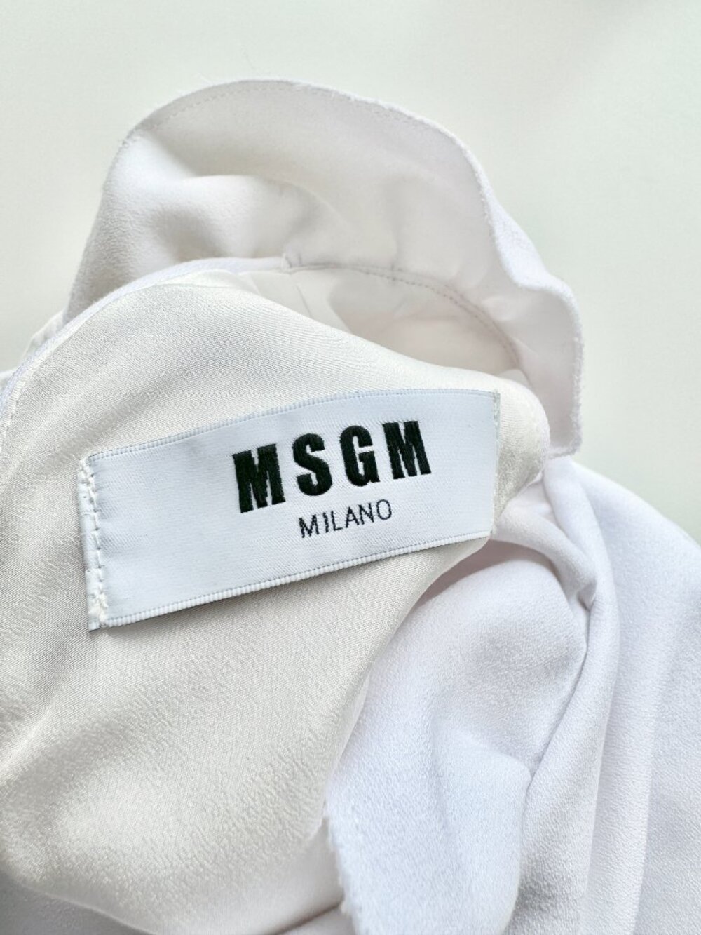 MSGM White Crepe V-Neck Ruffle Trim Mini Sheath Dress, Size 42/M - Picture 11 of 11